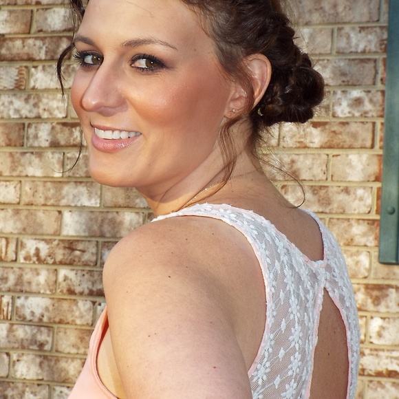 Double Zero Peach and Cream Maxi Dress - Picture 2 of 4